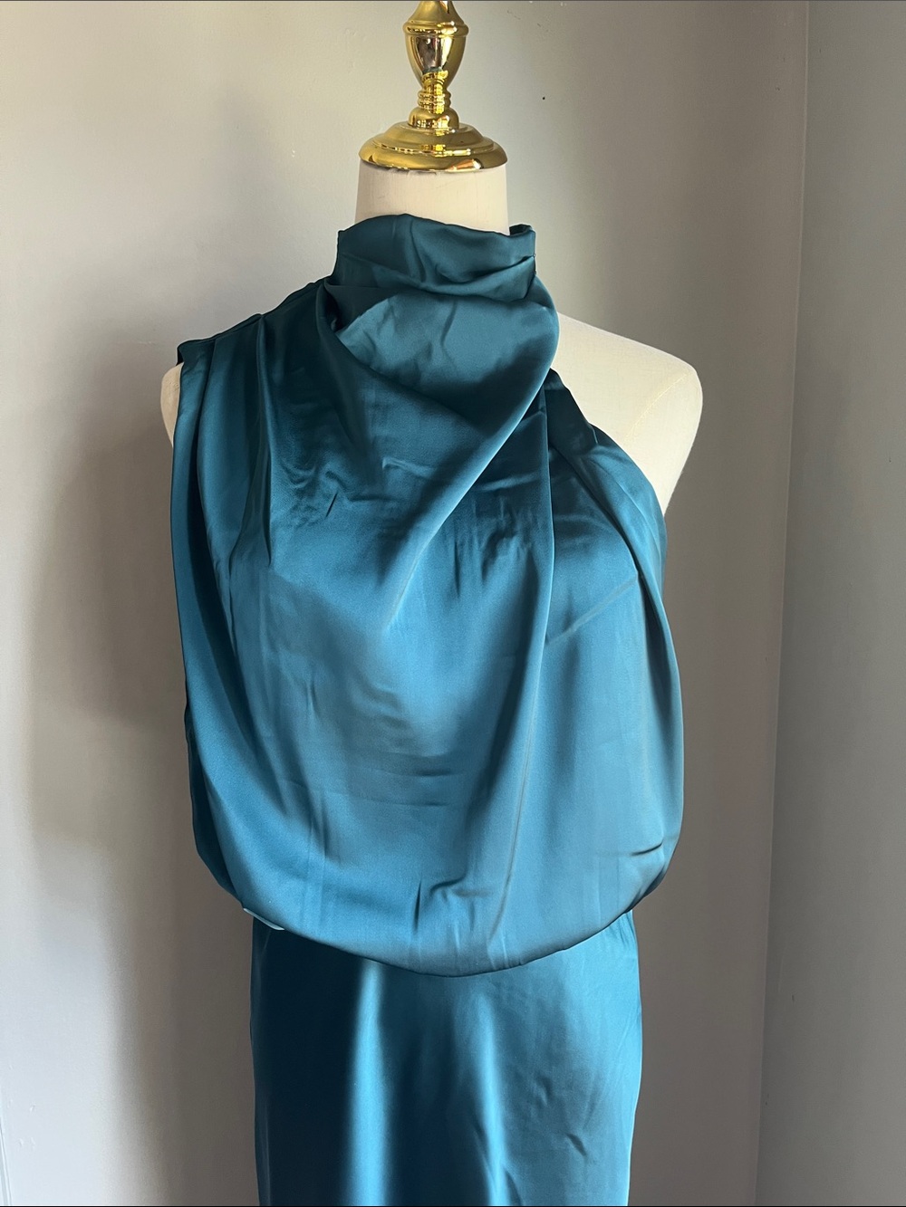 Petal & Pup Teal One-Shoulder Satin Gown - Picture 2 of 11